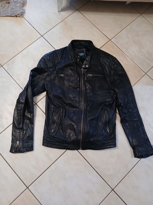 Men's leather jacket like new, size large, black