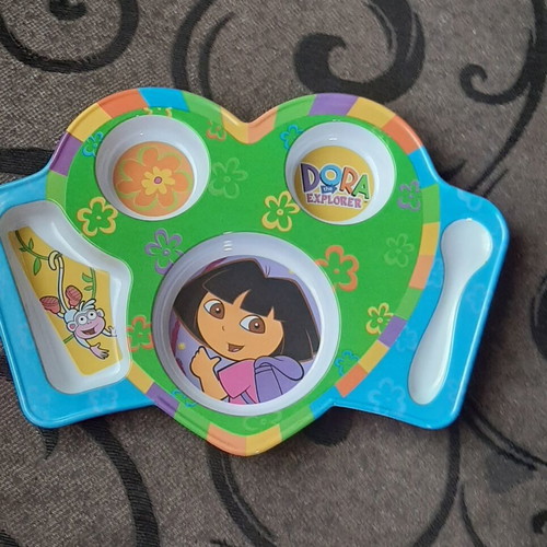 Dora the Explorer Kids' Food Container new, melamine plastic