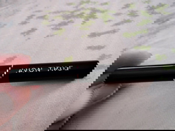 Avon true lipstick