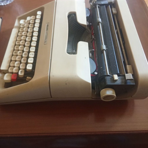 Olivetti Lettera 35 mechanical typewriter used