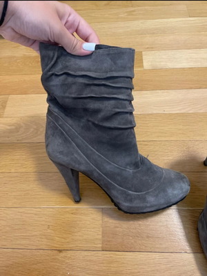 Suede ankle boots gray used, size 39, high heel