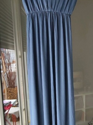 Dress one size new, fits up to slim L