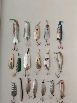 Fishing lures used, pack of 20 spoon lures