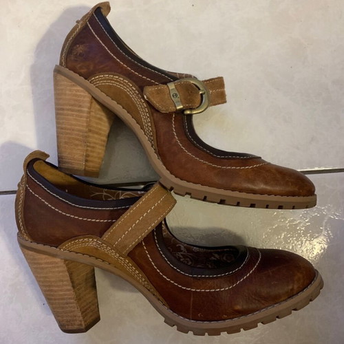 Timberland shoes brown size 38 like new