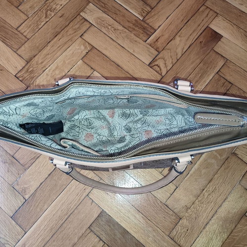 Guess shoulder bag original, used, beige and brown