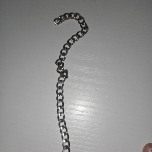 Luxury watch set like new with 2 rings and defective chain