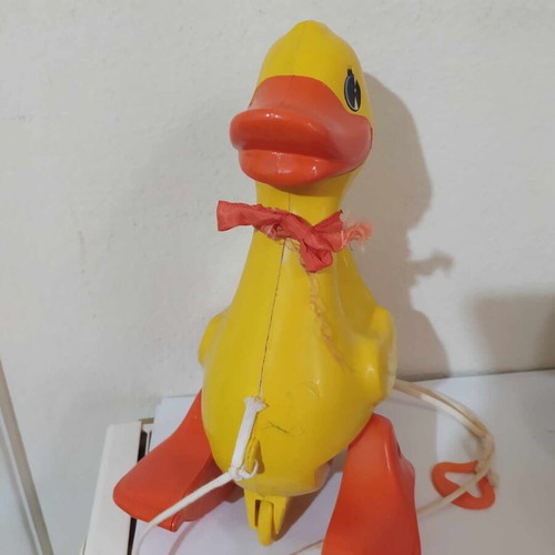 Theia Ntaizi pull-along duck used, vintage Primo toy with box