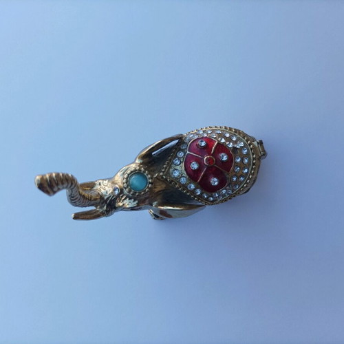 Decorative metal elephant figurine like new