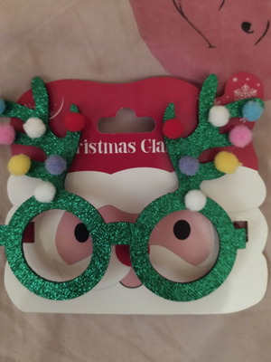 Christmas Glasses new with glitter, fun xmas