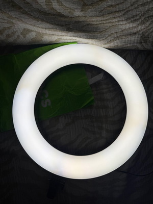 Professional ring light like new, 45cm diameter, without tripod