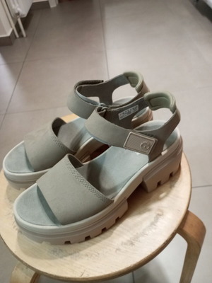 Timberland Everleigh anatomical sandals like new, size 40, grey beige