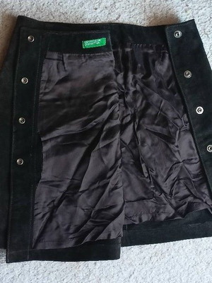 Benetton mini skirt in genuine suede leather, dark brown