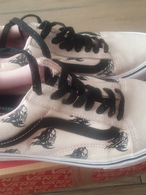 Vans women's sneakers size 40.5