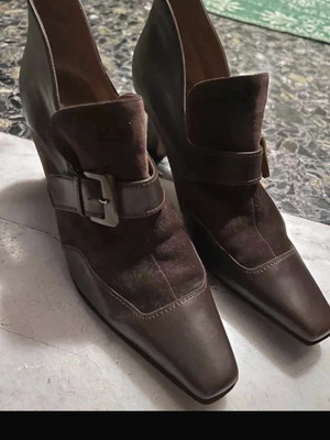 Γόβες Ferragamo μέγεθος 39 μεταχειρισμένες, vintage ιταλικό δέρμα