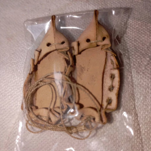Vintage souvenir traditional leather tsarvuli new, handmade