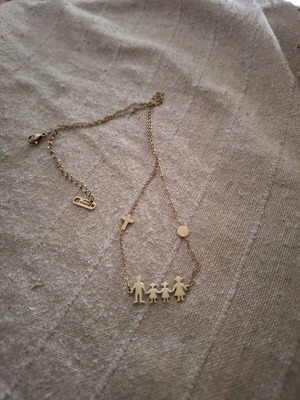 Family necklace like new, stainless steel and gold-colored