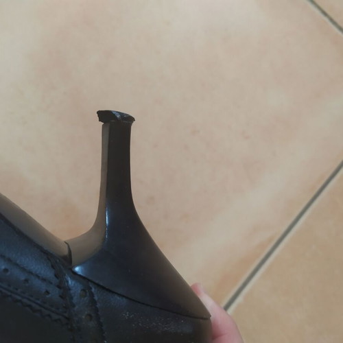 Logan black pumps size 39 used with minor defects
