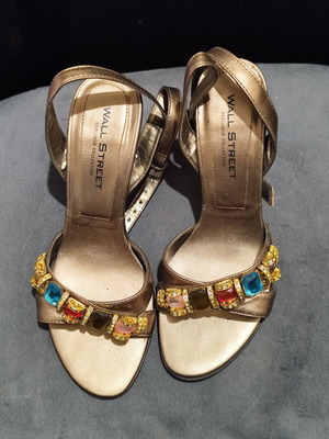 Sandals size 37 like new