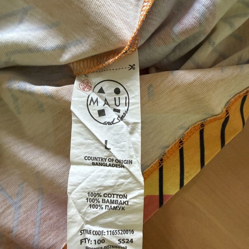 Maui & Sons sleeveless beach shirt like new, size Large, multicolor