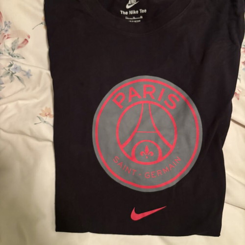 Nike Paris Saint-Germain T-shirt like new