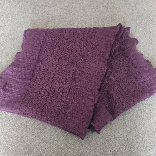 Wool scarf used, burgundy, length 1.90m