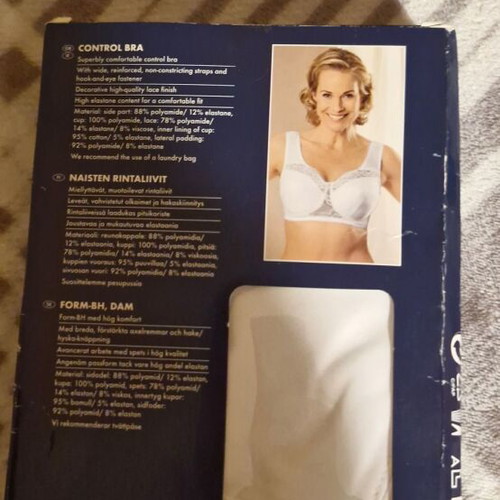 Bra size 95C new, white Jolinesse