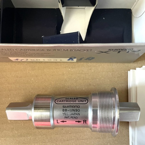 Shimano XTR BB-UN90 Sealed Cartridge Unit bottom bracket vintage