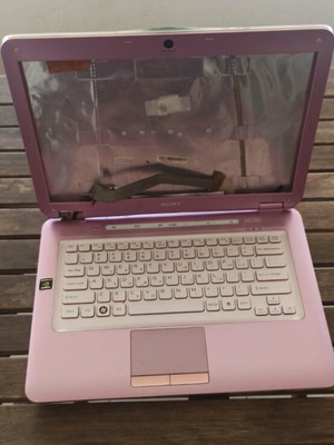 Sony Vaio Laptop PCG-3G2M used, pink metallic, for parts or repair