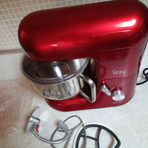 Izzy Spicy Red S-986 Kitchen Machine 800W with Stainless Steel Bowl 5.2lt like new