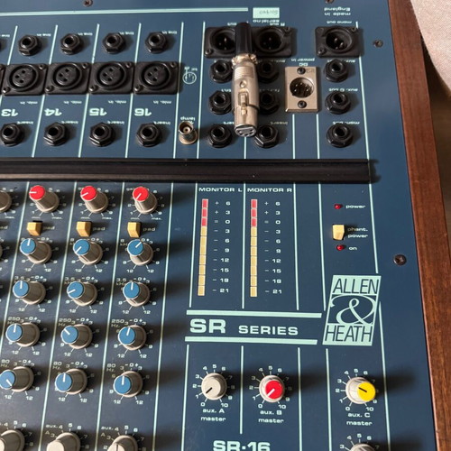 Allen & Heath SR-16 Vintage Analog Mixing Console like new