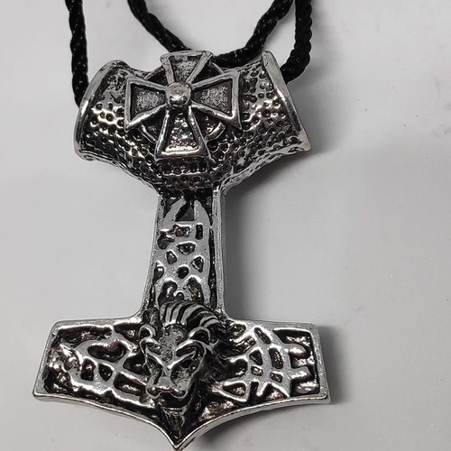 Mjolnir Thor's Hammer Pendant with Scandinavian Motifs and Lion, like new