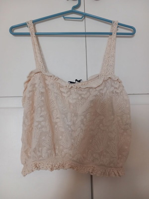 Zara Cropped T-shirt like new, beige, size M