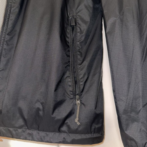 Under Armour women's waterproof jacket size M like new black navy