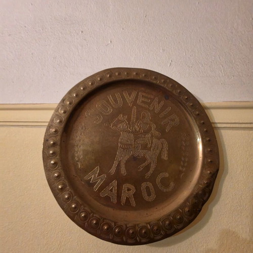 Bronze souvenir plate Morocco
