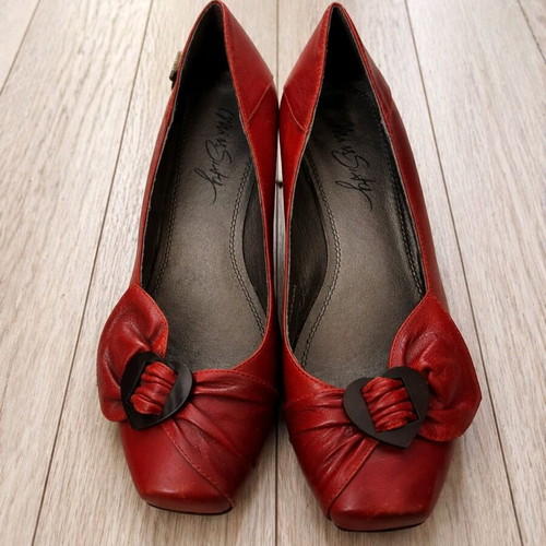 Miss Sixty red leather pumps like new with low heels