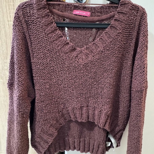 Pink Woman Oversized Cropped Knit Sweater like new, purple