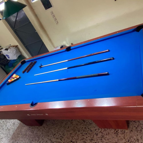 Professional American billiard Sogen Sogaard like new
