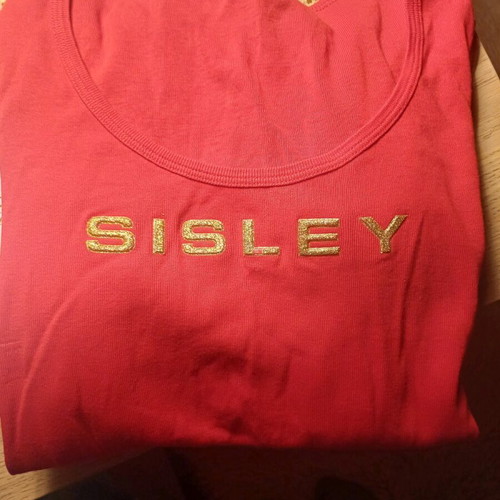 Sisley women's cotton t-shirt s-m like new, red