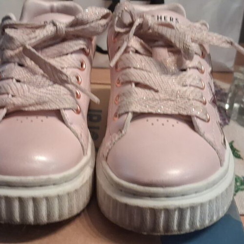 Skechers Hi Ridge girls' sneakers size 28, pink with star details