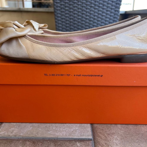 Mourtzi ballerinas used pink beige patent leather size 38
