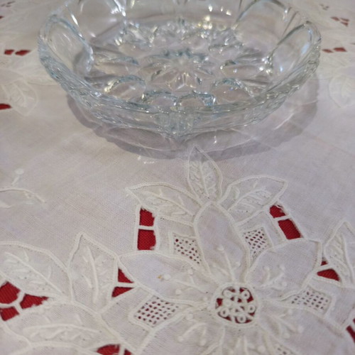 Vintage crystal dessert dish like new with embossed star design