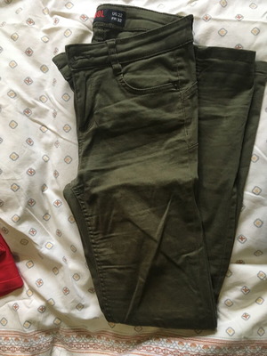 Olive pants small like new