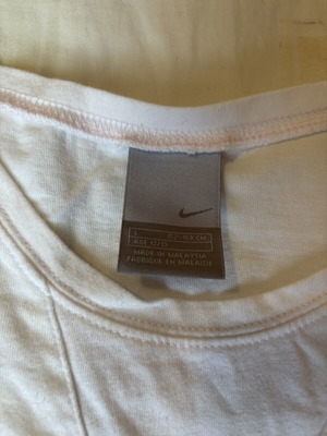 Nike Soccer Camp λευκό αμάνικο τοπ XS/S σαν καινούργιο