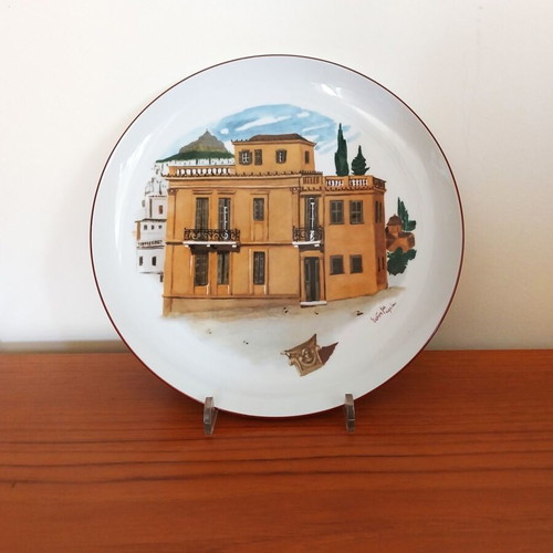 Collectible Ionía 1979 wall plate “House in Kifisia” like new