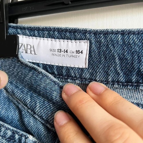 Zara blue high-waisted jeans with wide legs used, size 164 cm