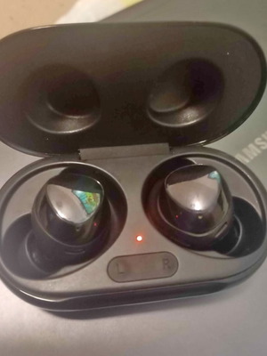 Samsung Galaxy Buds+ like new wireless earbuds