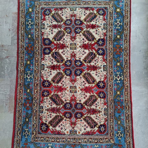 Handmade Vakhtdat Persian rug, 212x130 cm
