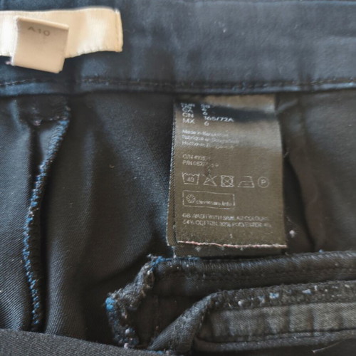 H&M women's black pants with side zipper like new