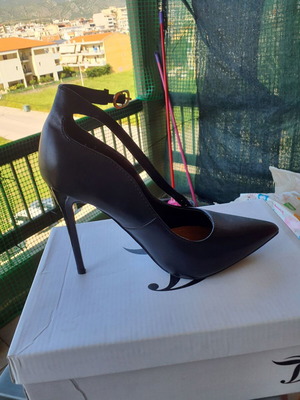 Pumps new size 37
