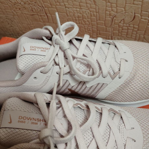 Nike sports sneakers new, size 42
